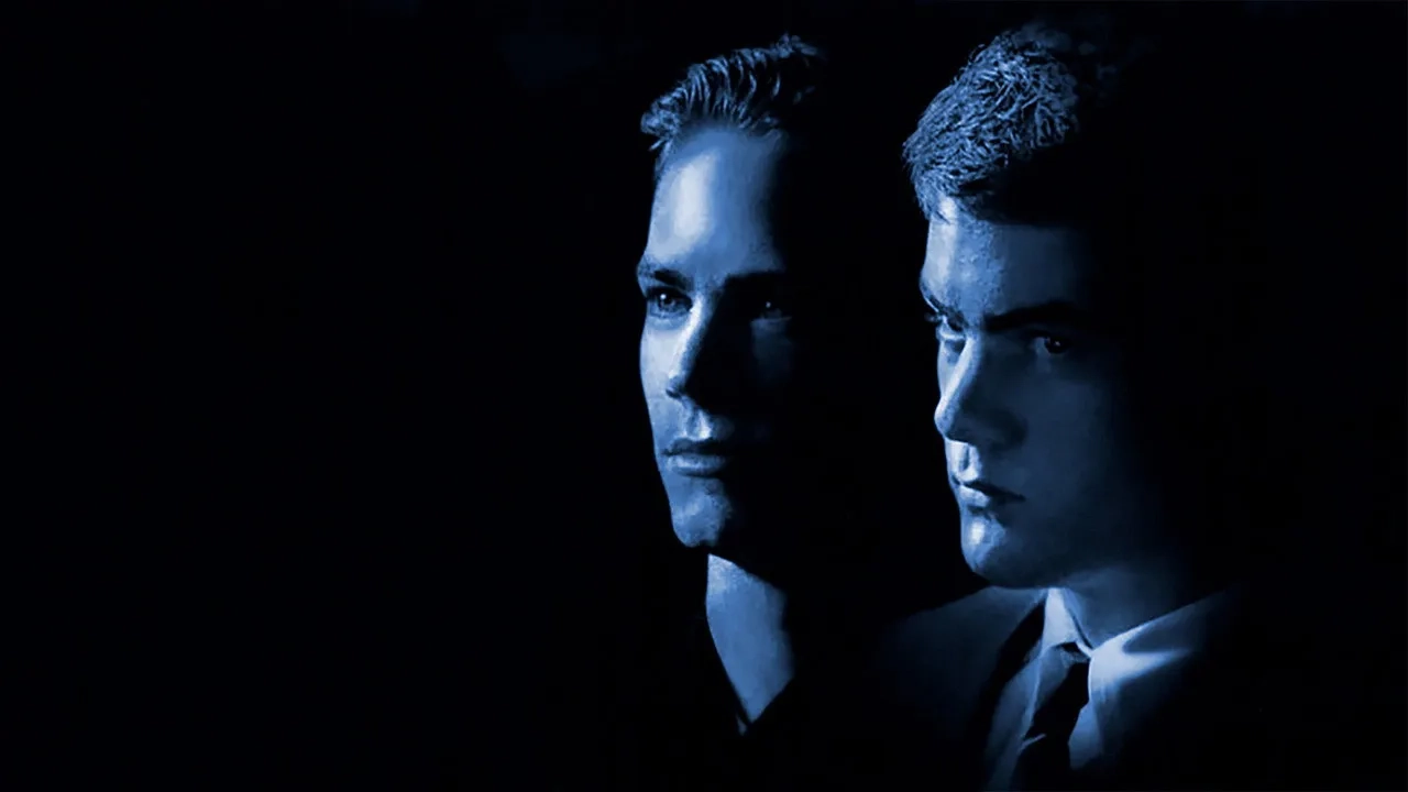فیلم جمجمه ها (The Skulls 2000)