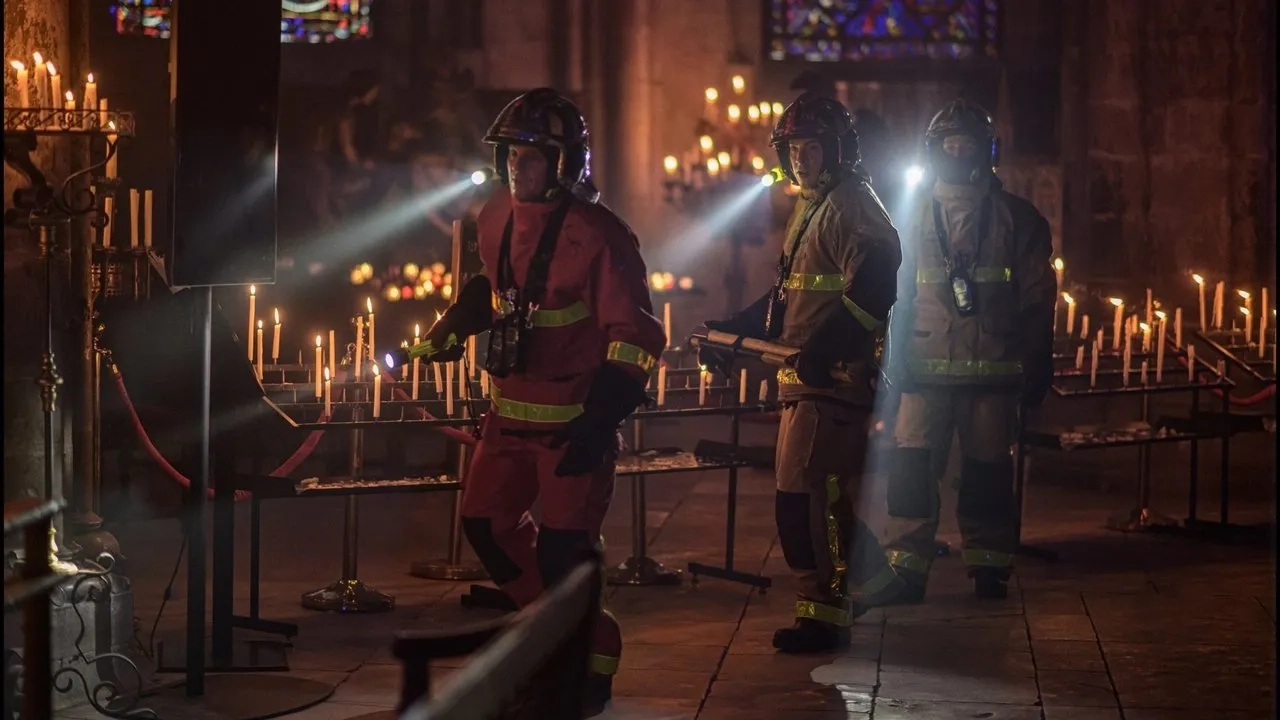 فیلم نوتردام در آتش (Notre-Dame on Fire 2022)