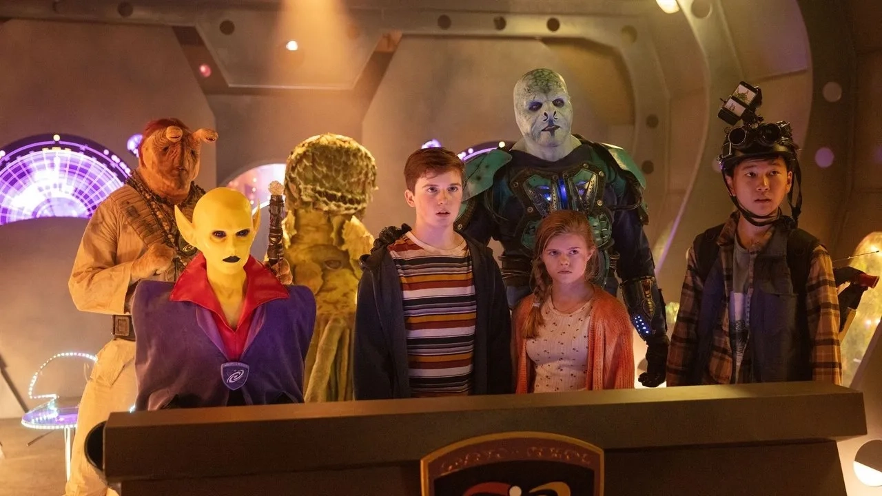 فیلم بیگانگان بدنم را ربودند (Aliens Stole My Body 2020)