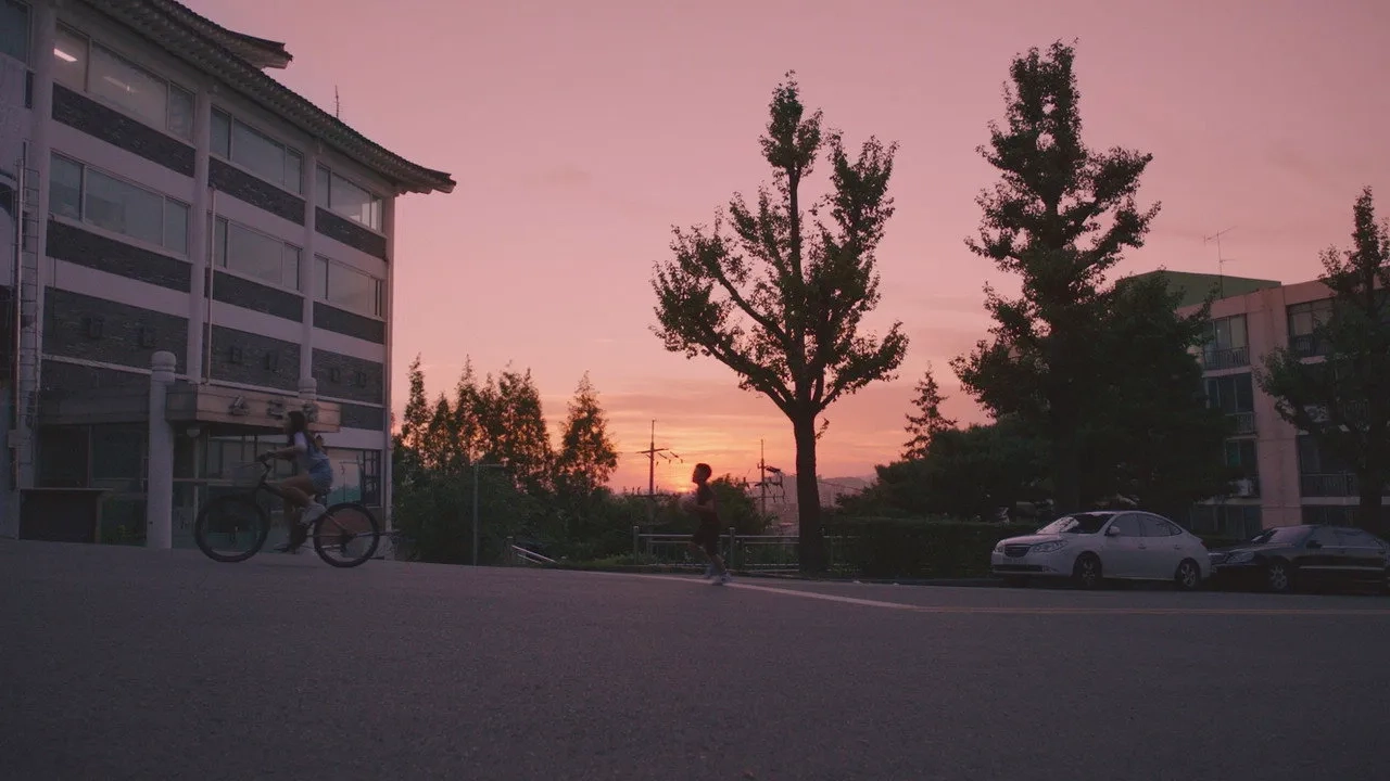 فیلم حرکت به جلو (Moving On 2019)