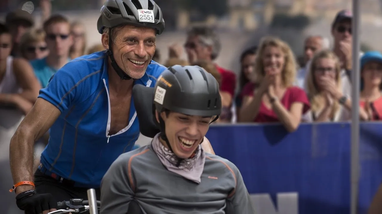 فیلم پدر و پسر قهرمان (The Finishers 2013)