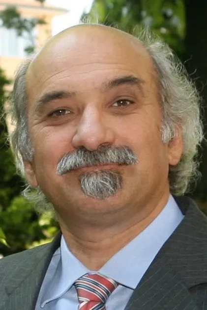 سرخیو مانفیو