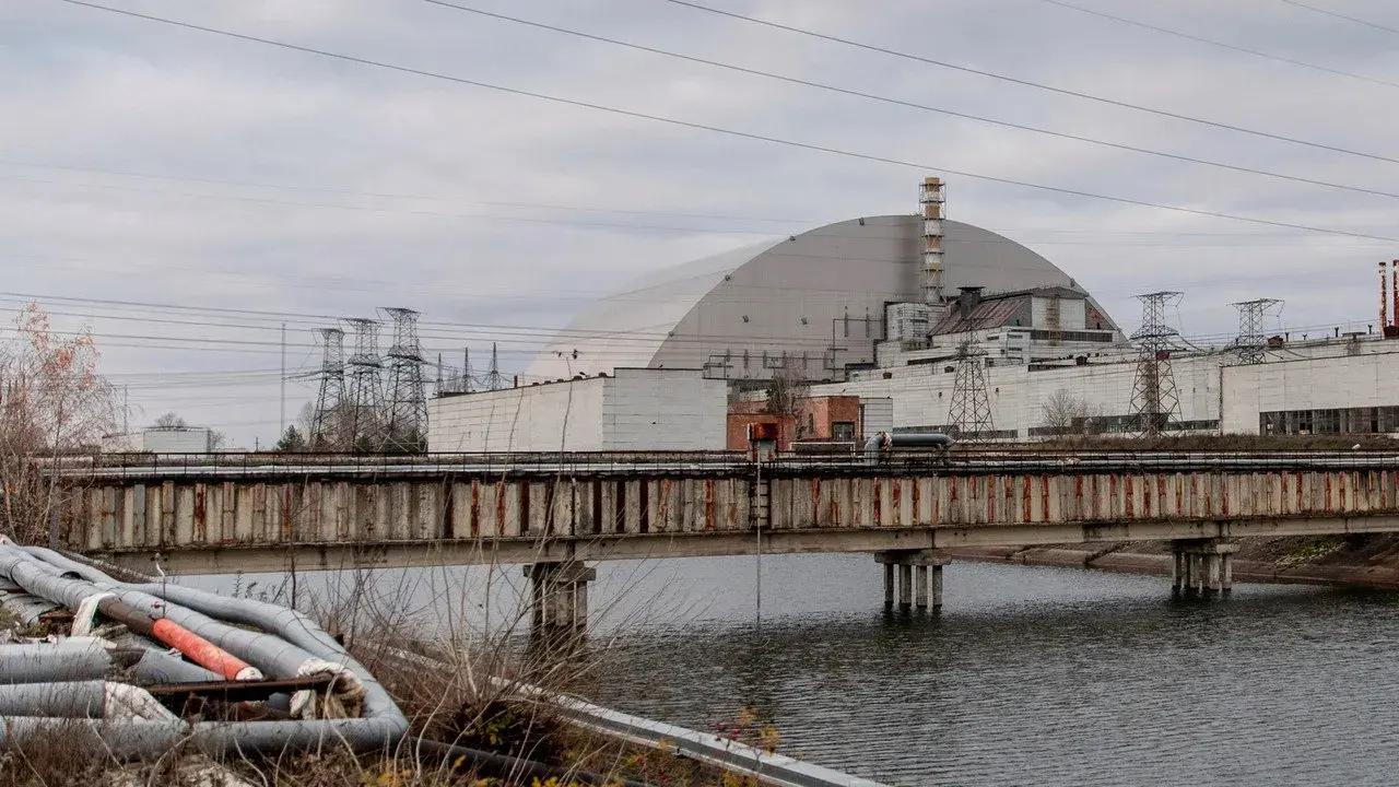مستند داخل چرنوبیل همراه با بن فوگل (Inside Chernobyl with Ben Fogle 2021)