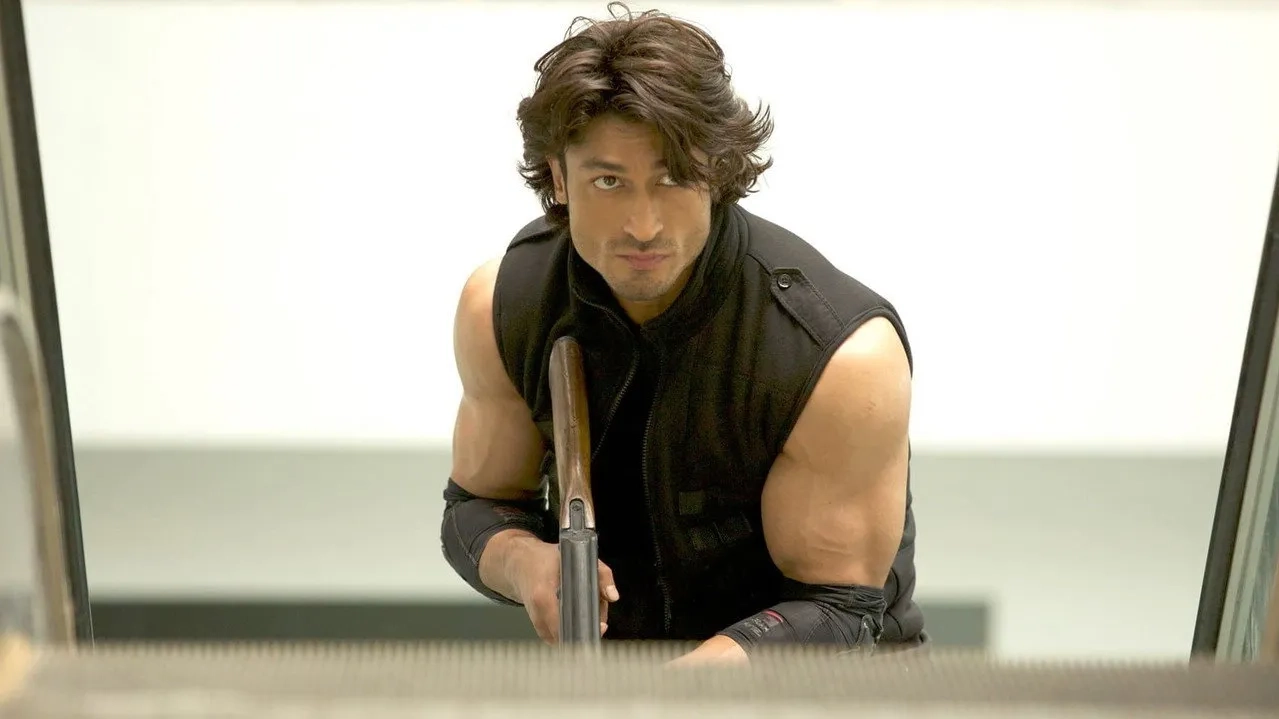 فیلم هندی کماندو 2 (Commando 2 - The Black Money Trail 2017)