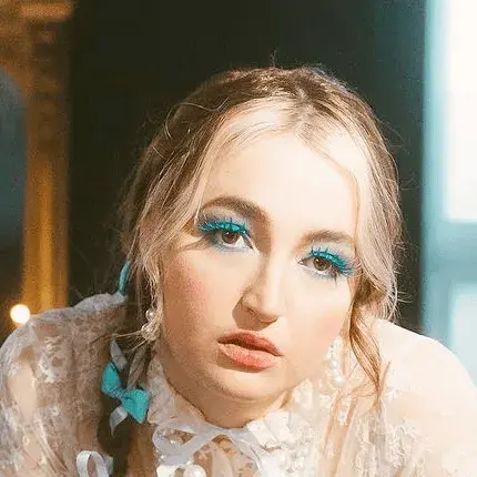 مایا مالکین