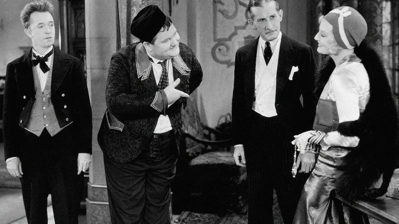 فیلم لورل و هاردی: یک افتضاح حسابی (Another Fine Mess 1930)