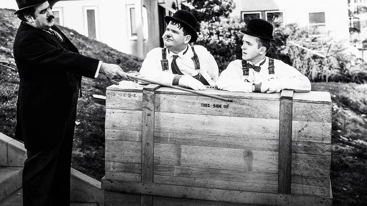 فیلم لورل و هاردی: جعبه موسیقی (The Music Box 1932)