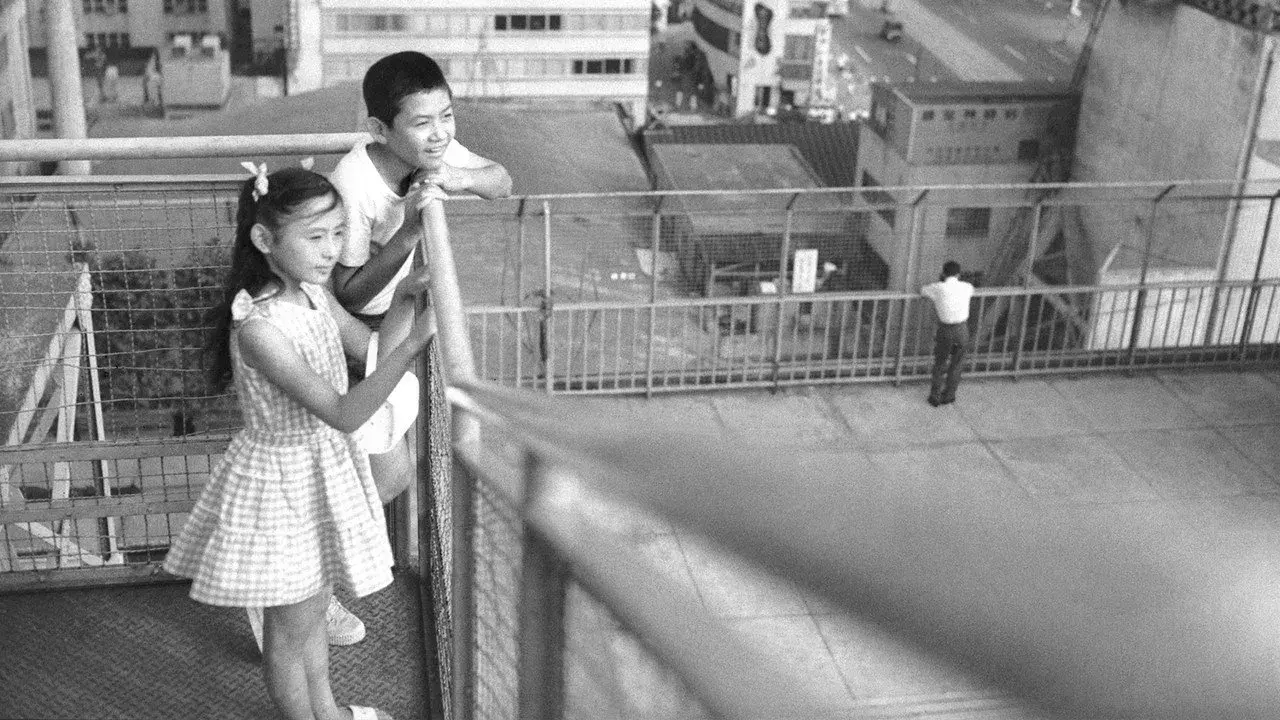 فیلم ژاپنی رویکرد پاییز (The Approach of Autumn 1960)
