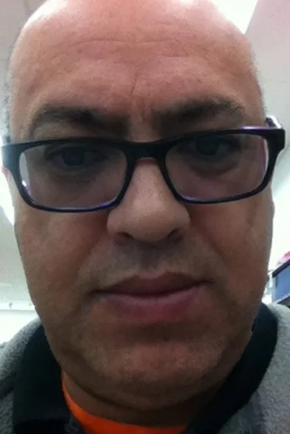 سام جیمز