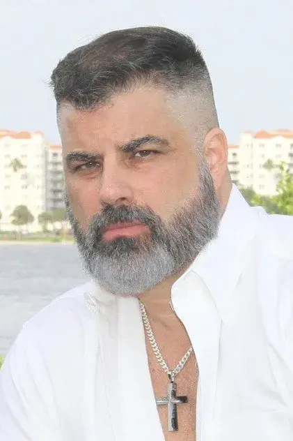 شاون الکساندر تامپسون
