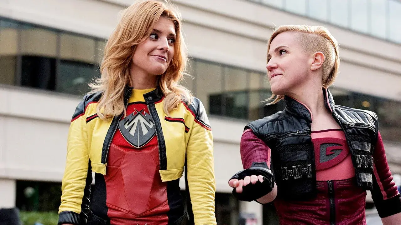 فیلم زن الکترا و دختر داینا (Electra Woman & Dyna Girl 2016)