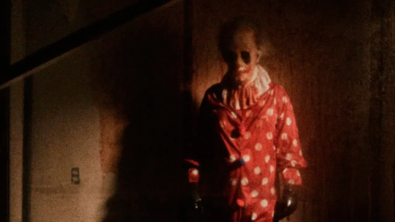 مستند دلقک چروکیده (Wrinkles the Clown 2019)