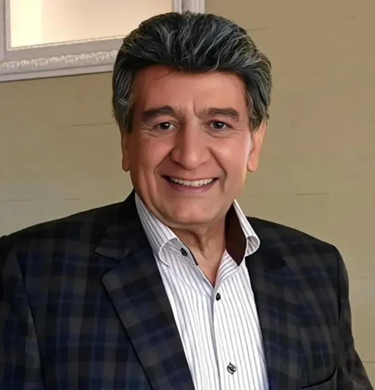 منوچهر ولی زاده