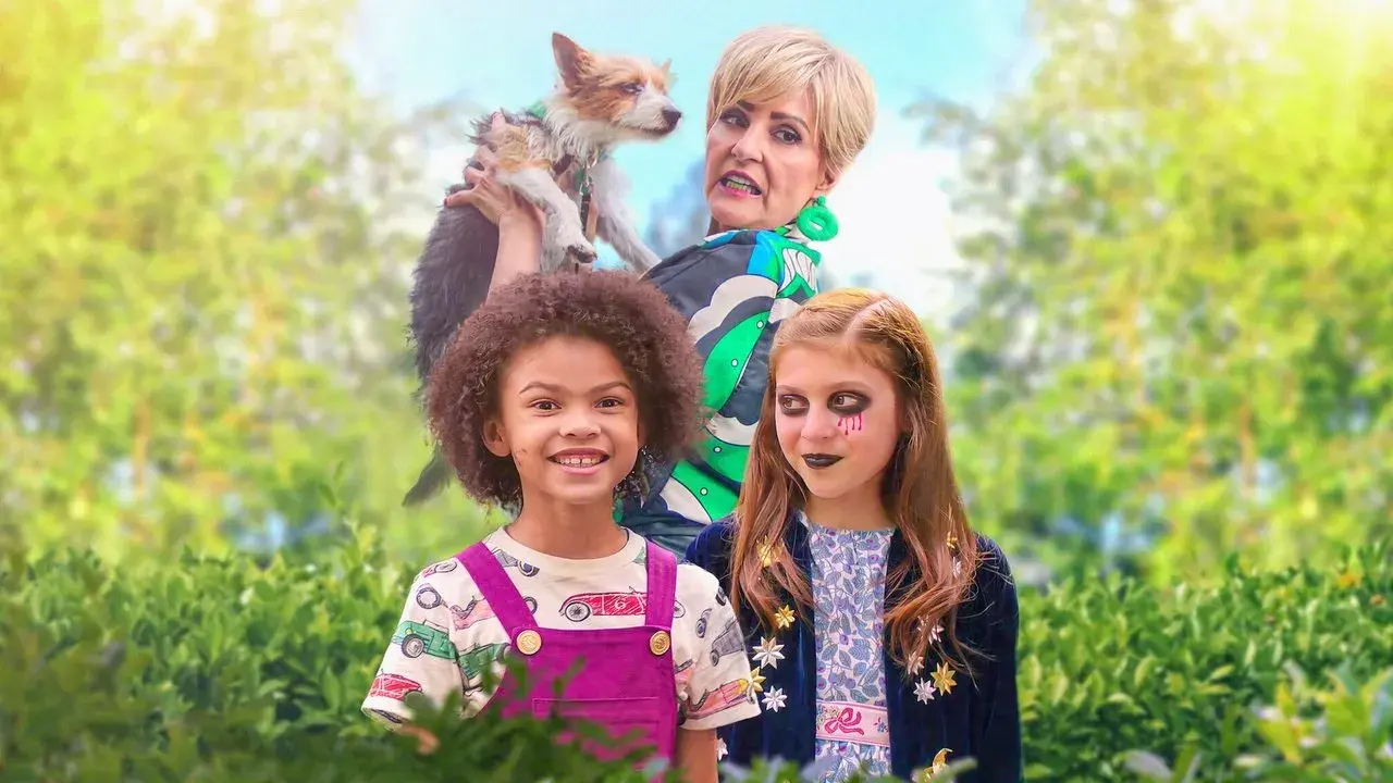 فیلم آیوی و بین (Ivy + Bean 2022)