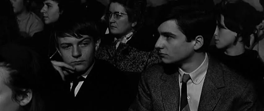 فیلم عشق در بیست سالگی (Love at Twenty 1962)