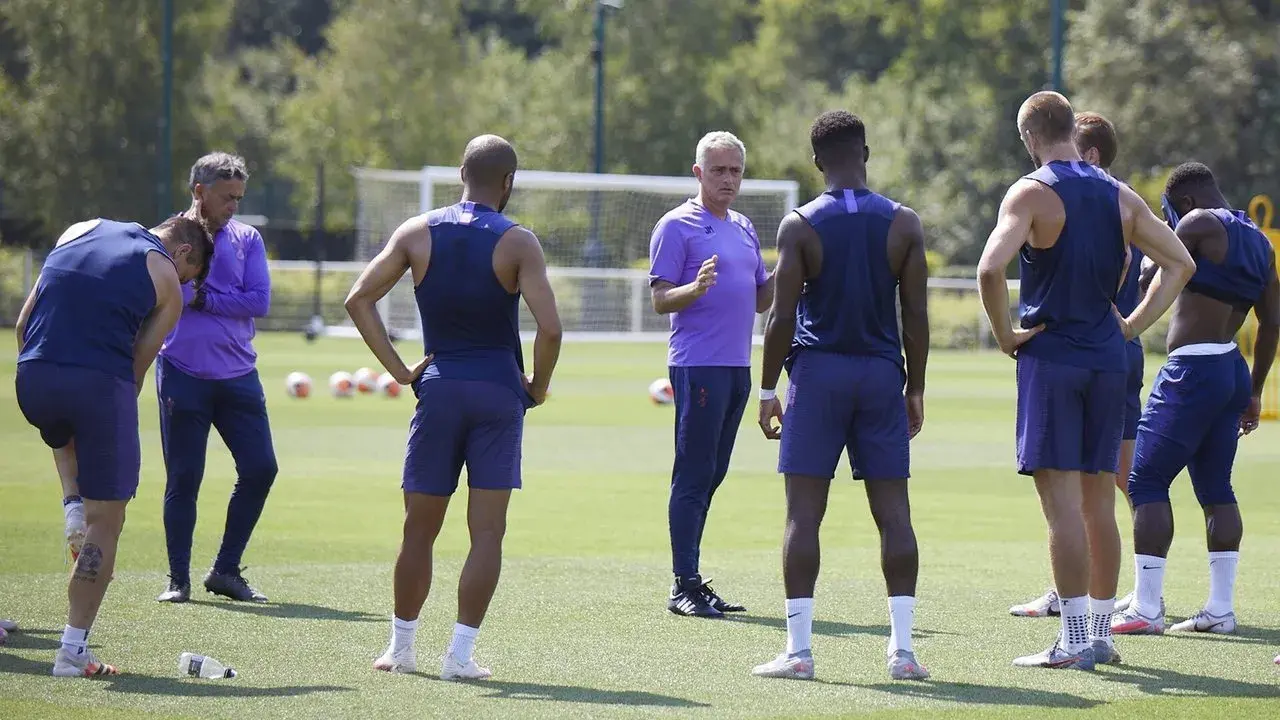 مستند همه یا هیچ: تاتنهام هاتسپر (All or Nothing: Tottenham Hotspur 2020)