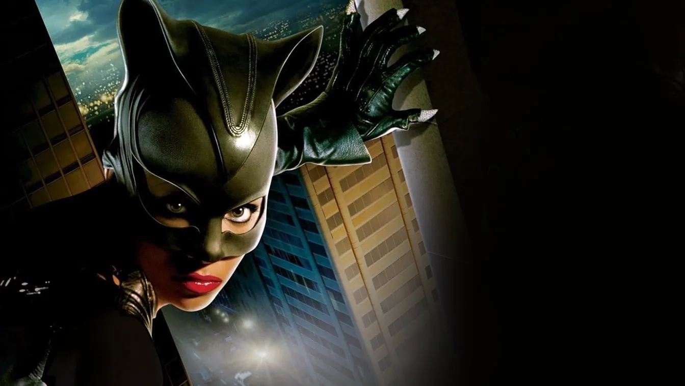 فیلم زن گربه‌ای (Catwoman 2004)