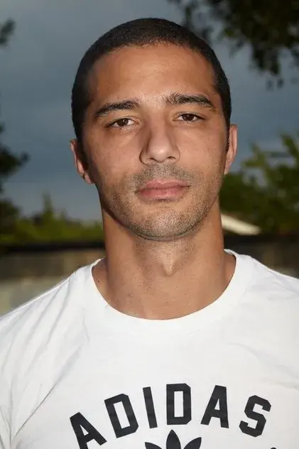 لوئیس یانگ