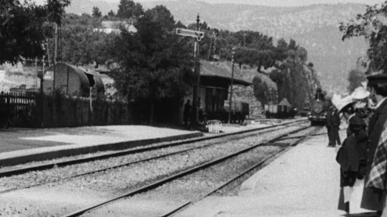 فیلم ورود قطار به ایستگاه لسیوته (L'arrivée d'un train à La Ciotat 1896)