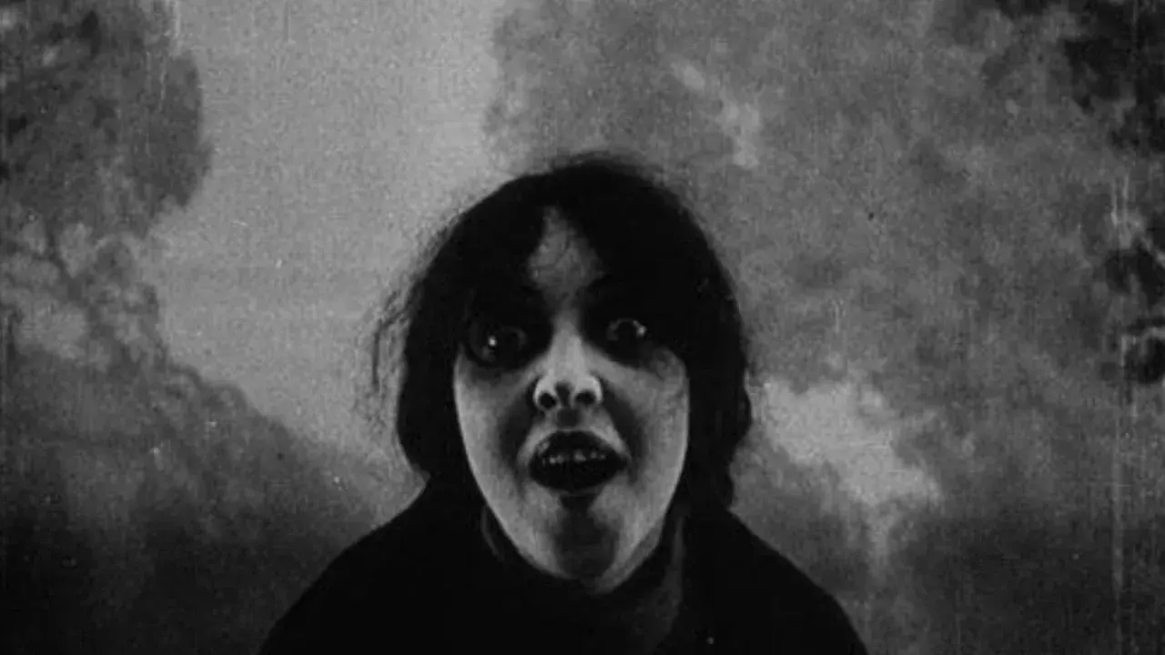 فیلم خون‌آشام‌ها (Les Vampires 1915)