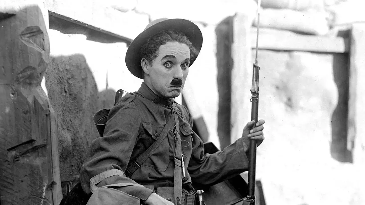 فیلم دوش‌فنگ (Shoulder Arms 1918)
