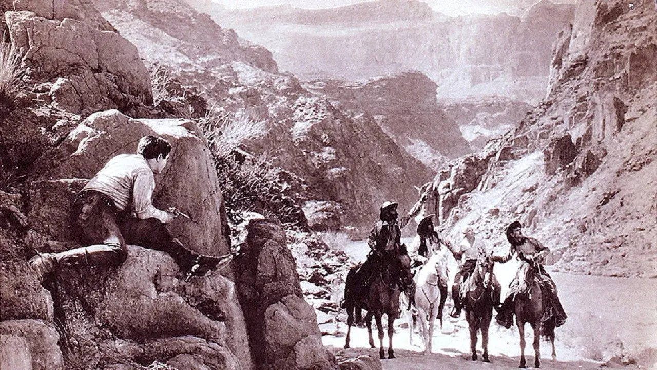 آسمان بلند 1922