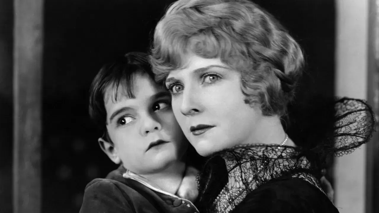 فیلم اعترافات یک ملکه (Confessions of a Queen 1925)