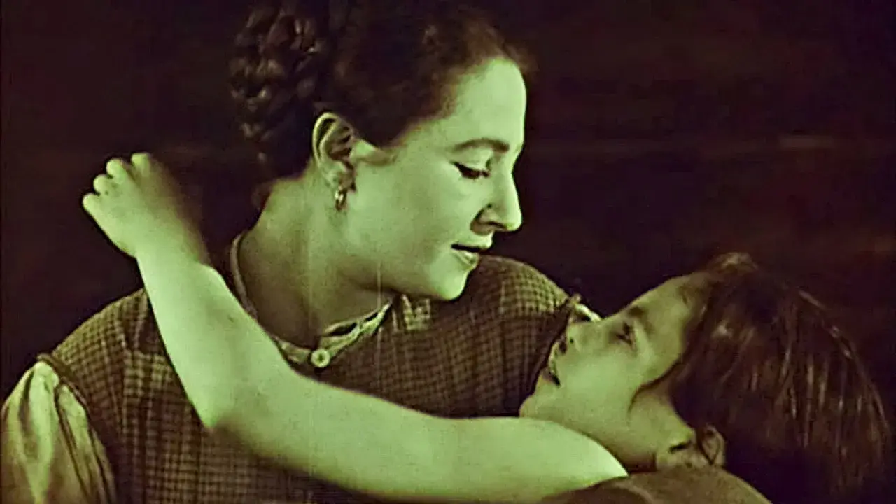 فیلم مادر (رخسار کودکان Visages d'enfants) Mother 1925