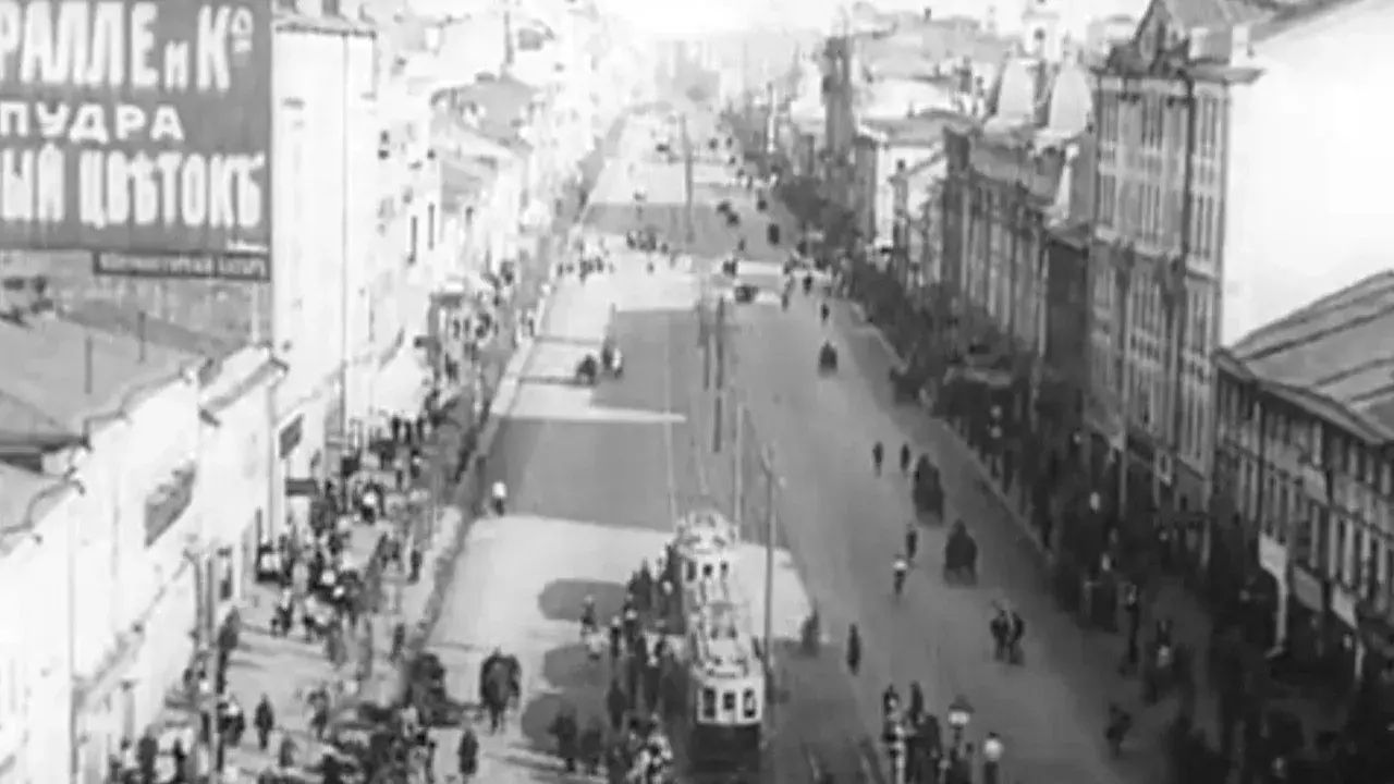 مستند پیش به سوی شوروی!  (Stride, Soviet! 1926
