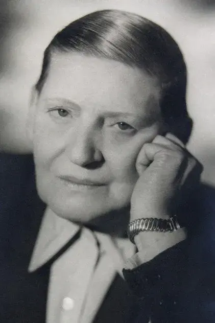لوسی هفلیچ