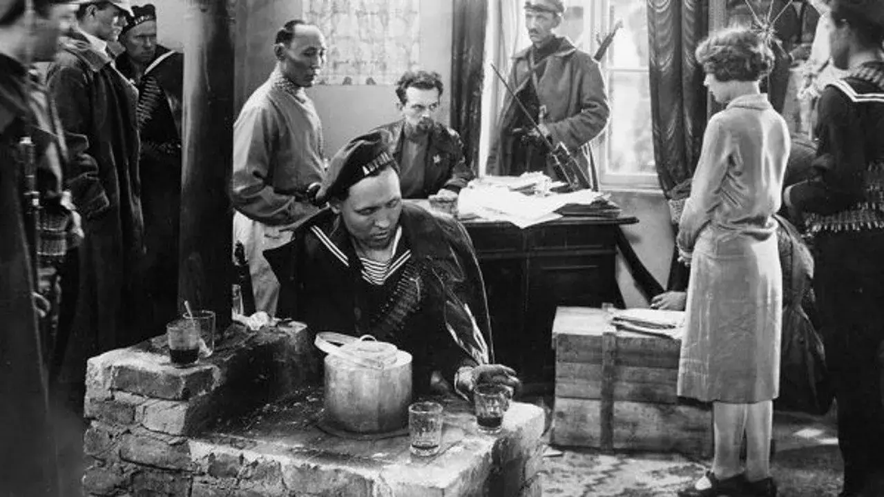 فیلم عشق ژان نی (The Love of Jeanne Ney 1927)