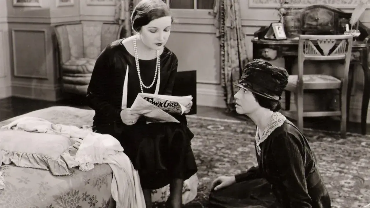 فیلم خانهٔ شماره ۱۳ واشنگتن اسکوئر (13 Washington Square 1928)