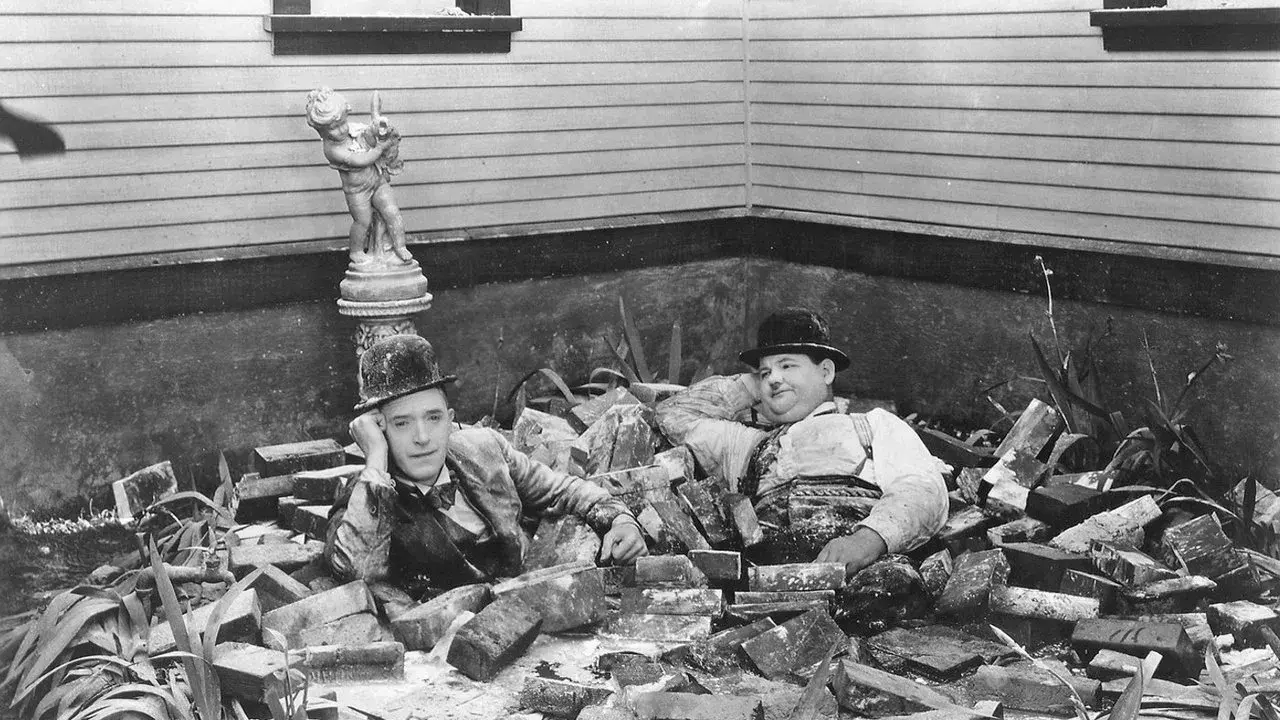 فیلم گراز وحشی (Hog Wild 1930)