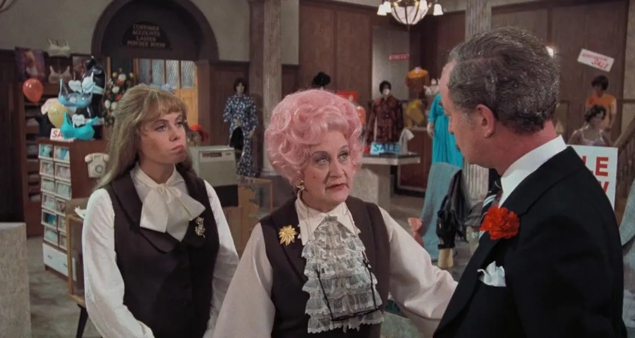 فیلم آیا به شما خدمت می کنند؟ (Are You Being Served? The Movie 1977)