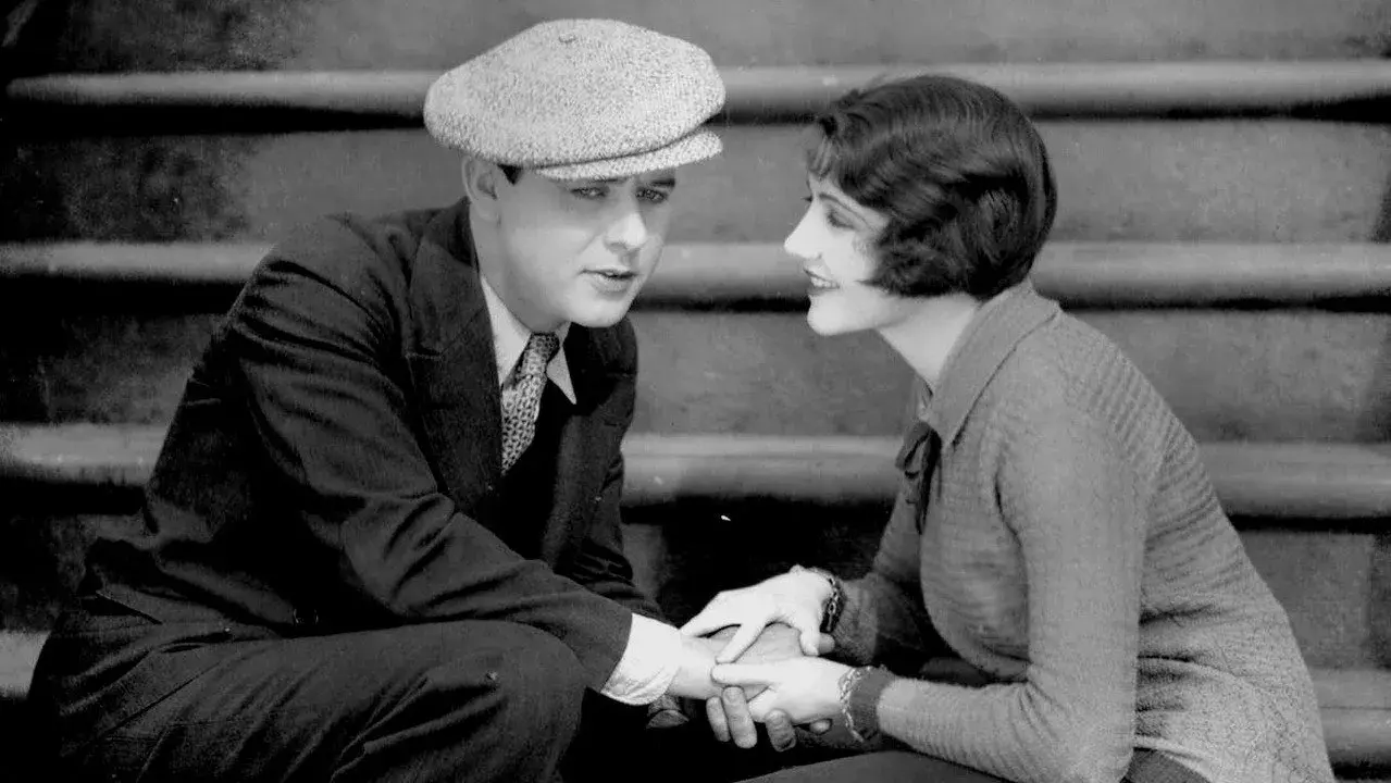 فیلم پوشش خبری اسکله (I Cover the Waterfront 1933)