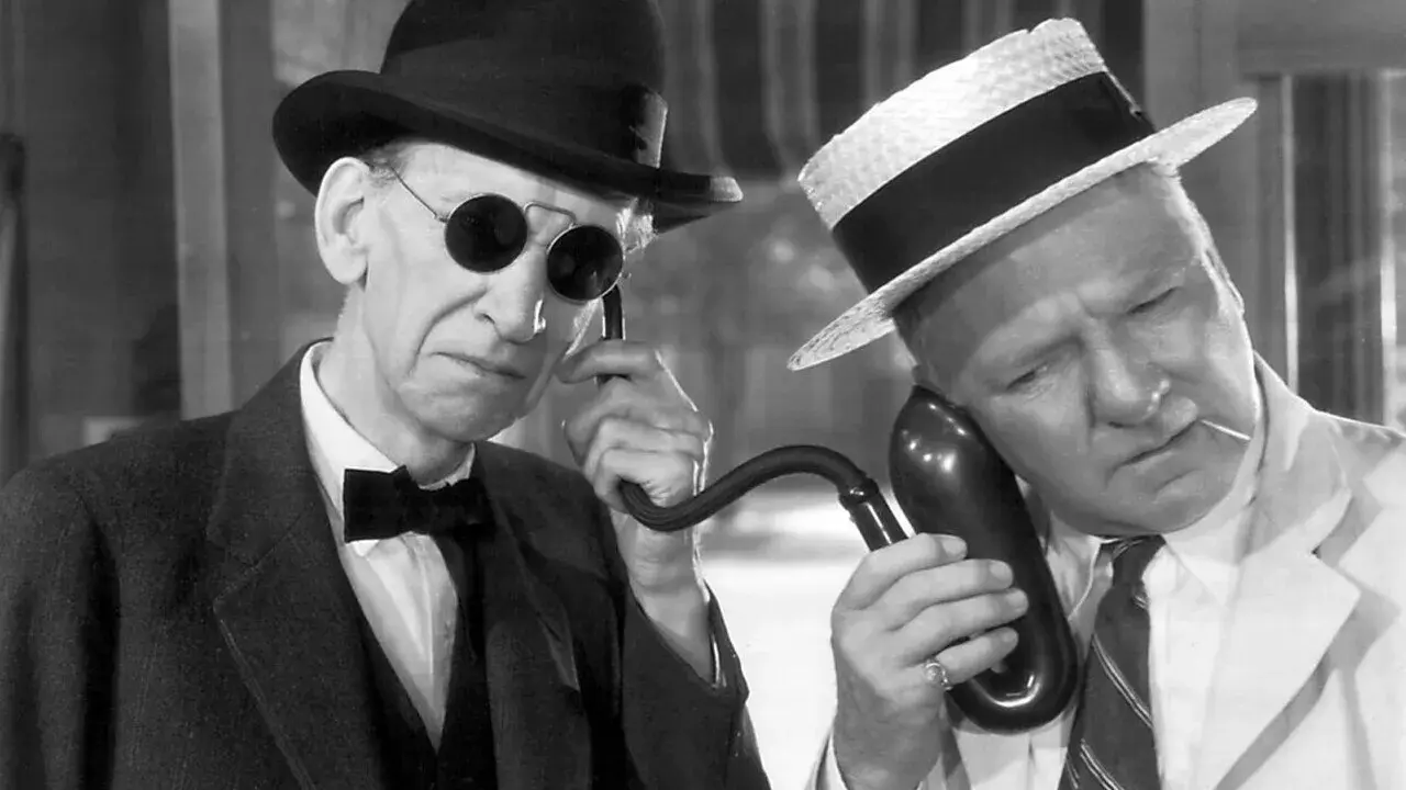 فیلم این یک هدیه است (It's a Gift 1934)