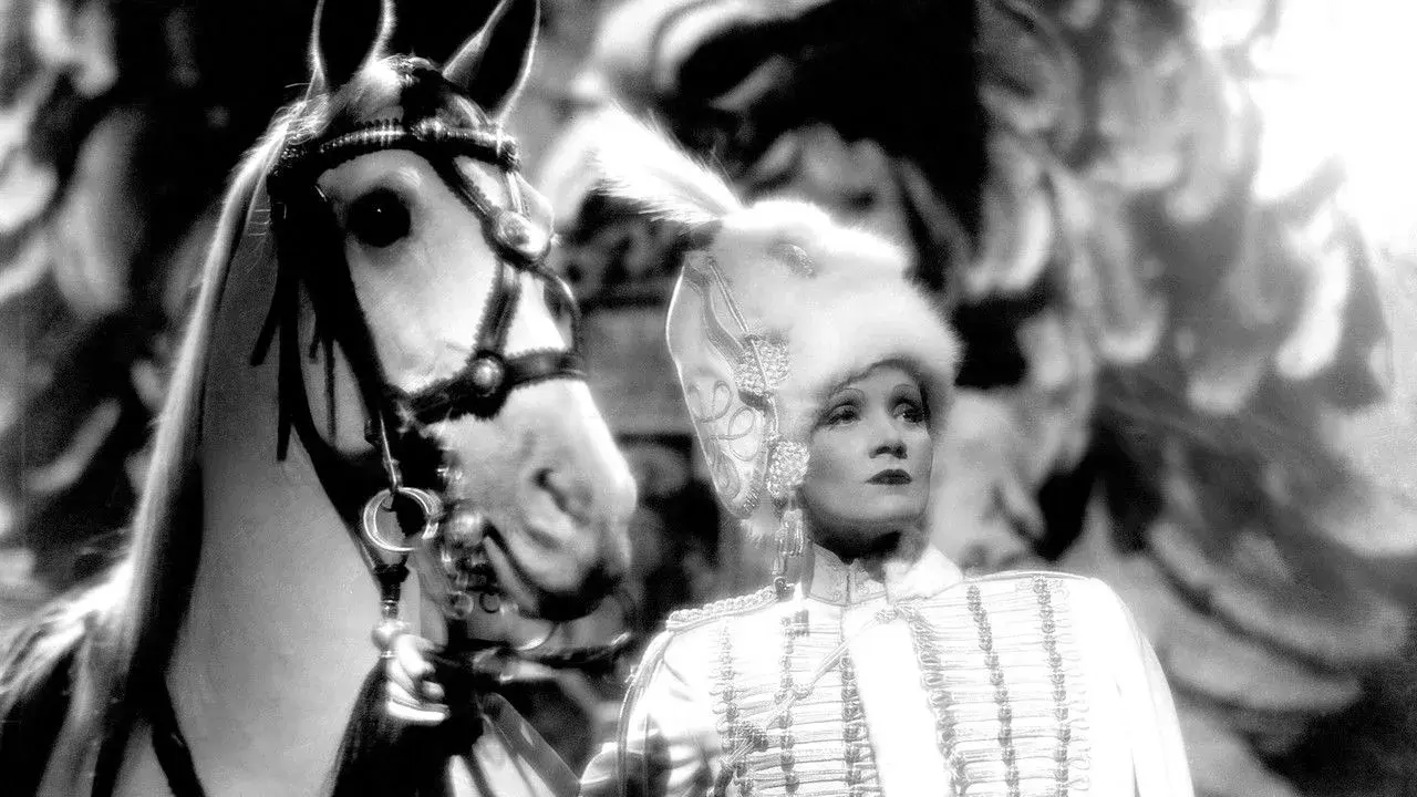 فیلم امپراتریس سرخ پوش (The Scarlet Empress 1934)