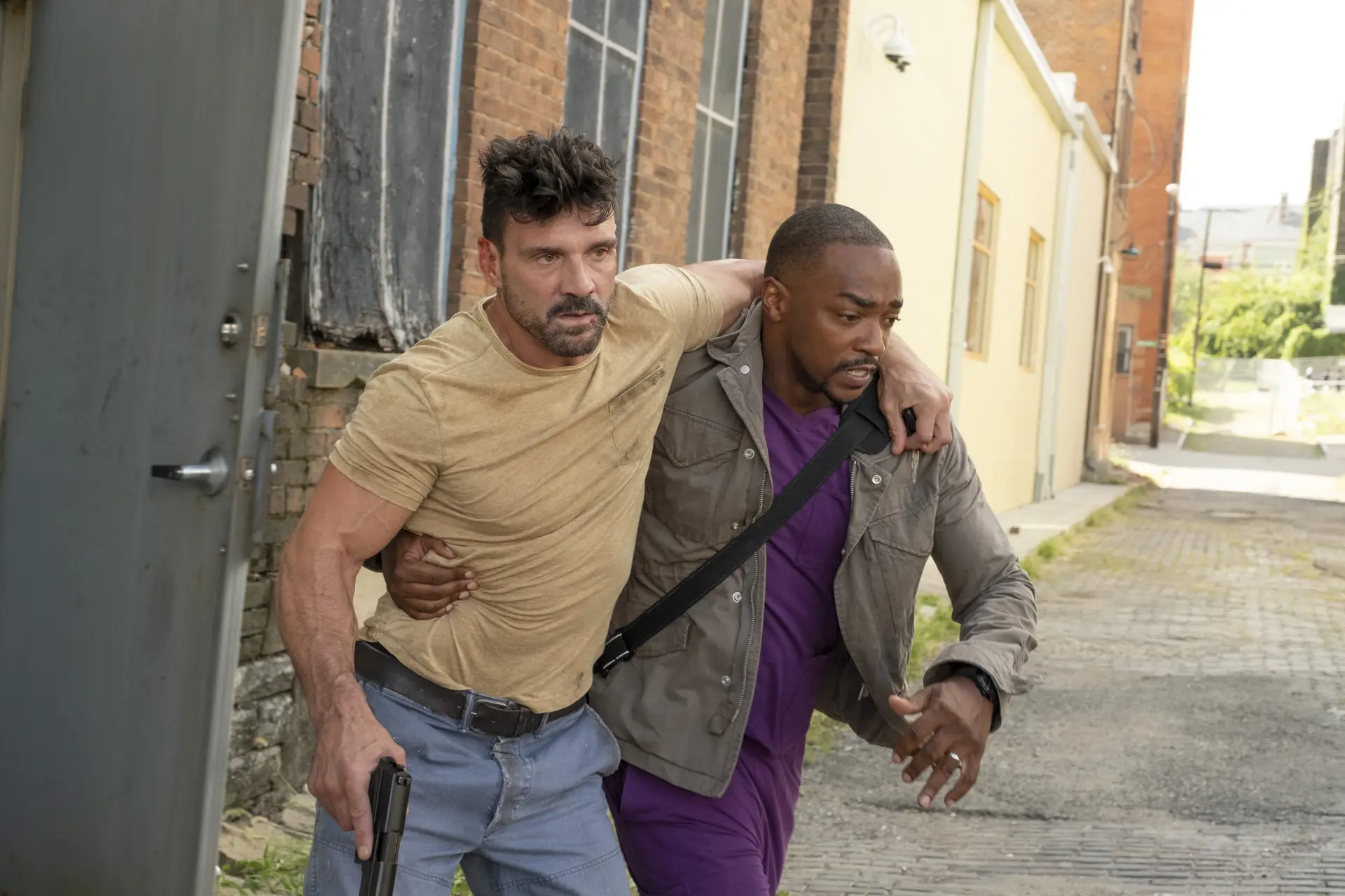 فیلم نقطه خالی (Point Blank 2019)