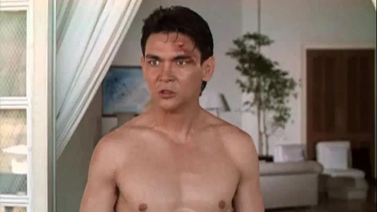 فیلم مشت خونین ۲ (Bloodfist II 1990)