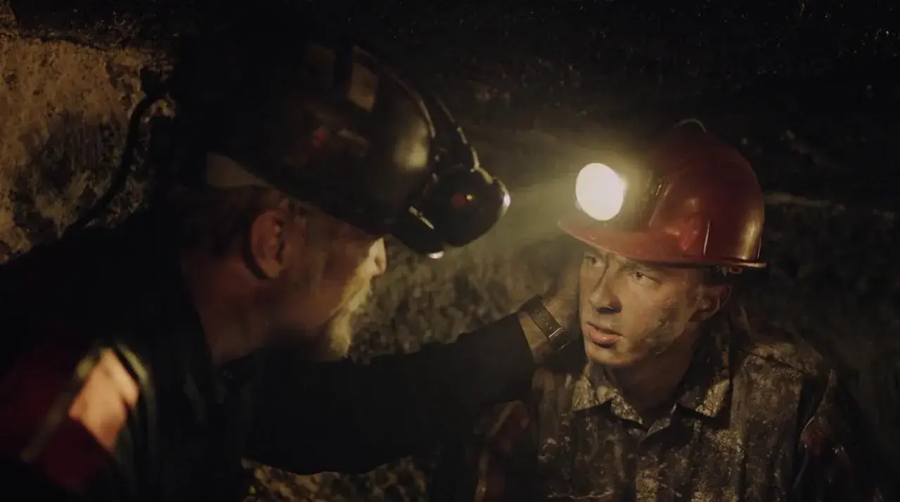 فیلم معدن شماره 9 (Mine 9 {2019})
