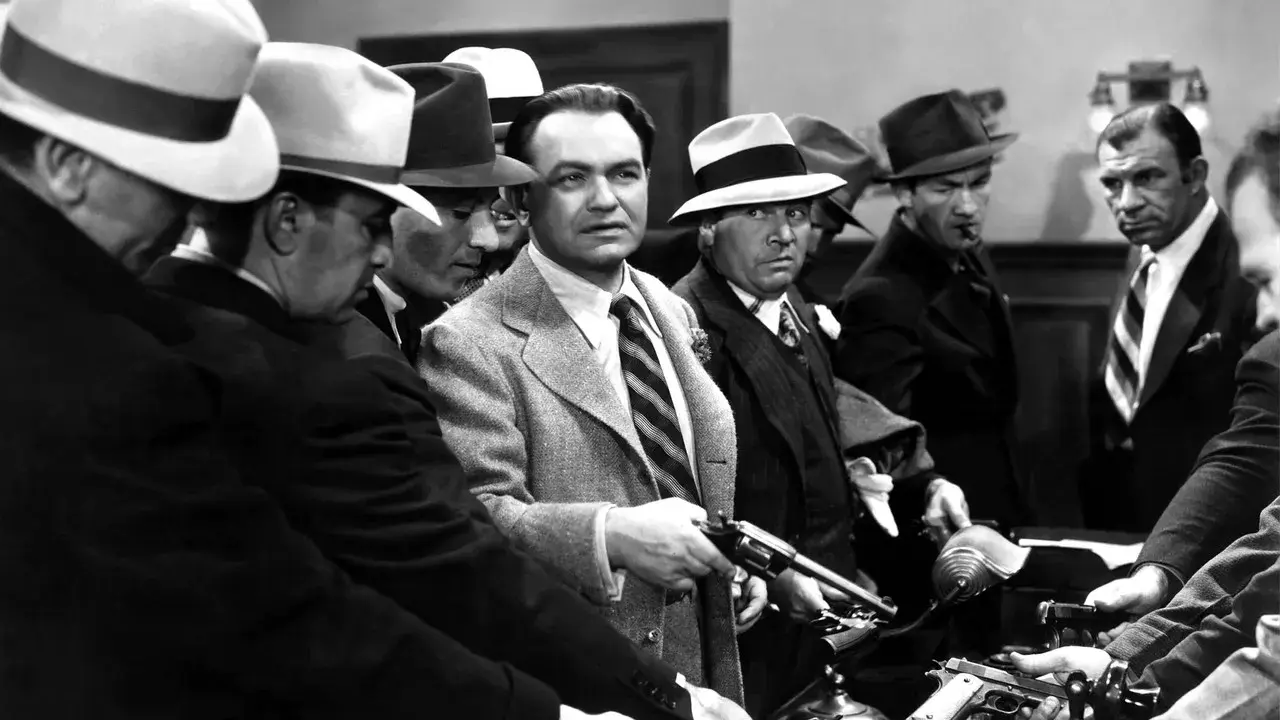 فیلم یک مورد جزئی از قتل (A Slight Case of Murder 1938)