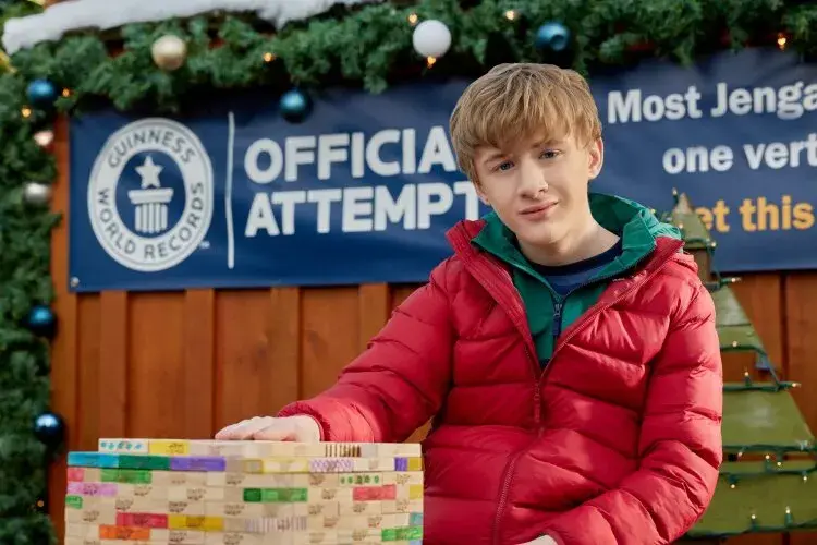 فیلم کریسمس با رکورد جهانی (A World Record Christmas 2023)