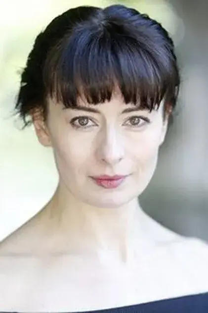 نیکولا استوارت-هیل