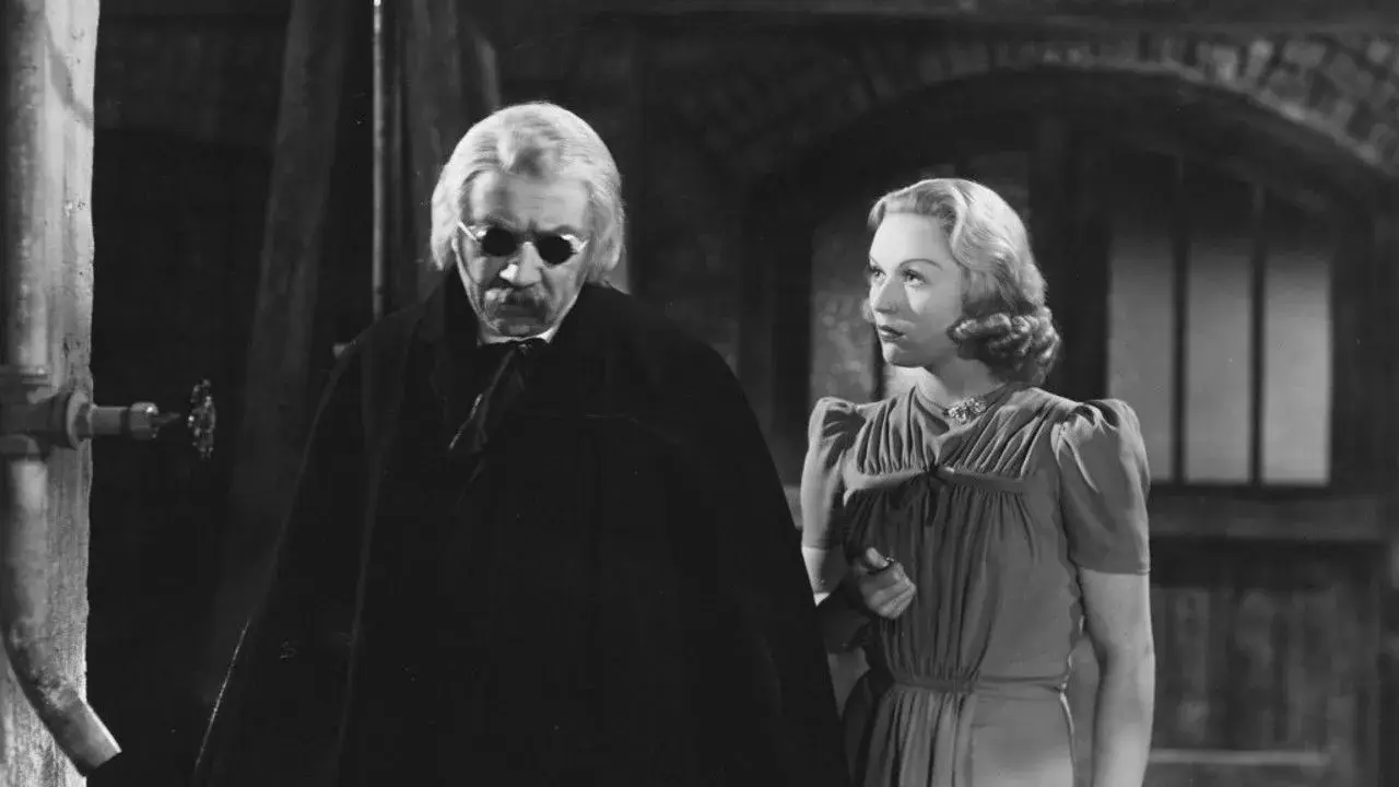 فیلم چشمان تاریک لندن (The Dark Eyes of London 1939)