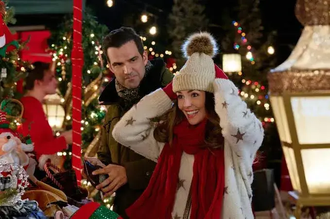 فیلم کریسمس از دست رفته (Long Lost Christmas 2022)