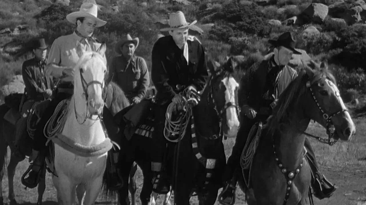 فیلم قانون شکن وایومینگ (Wyoming Outlaw 1939)