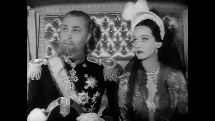 فیلم خوآرس (Juarez 1939)