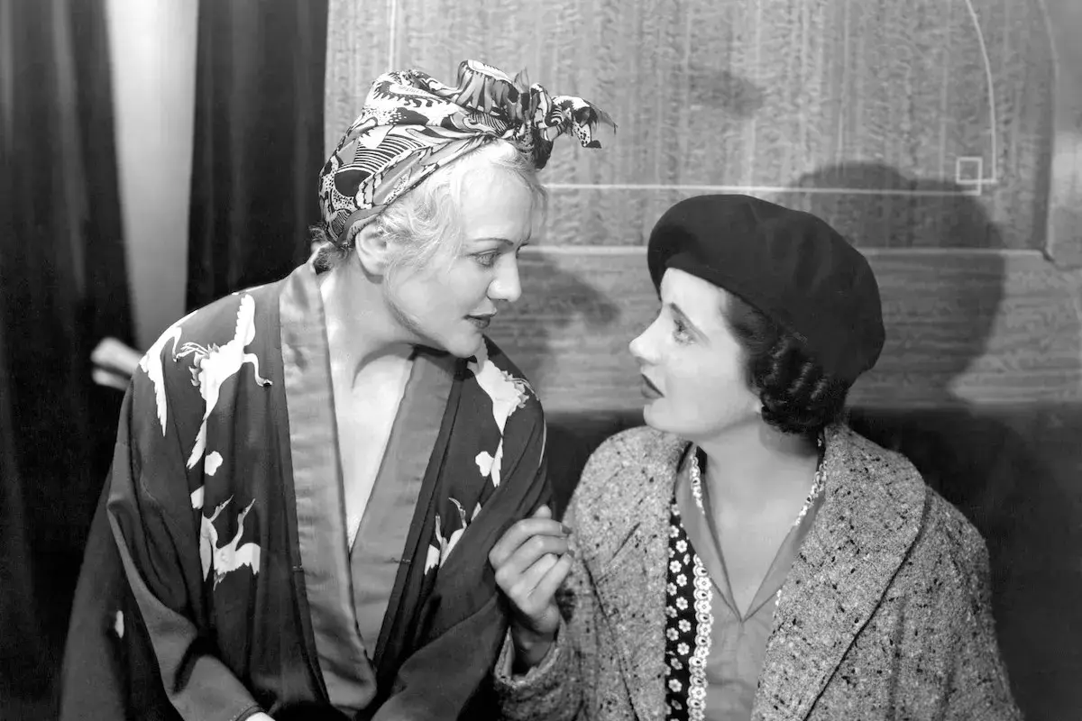 فیلم ستاره دنباله‌دار بر فراز برادوی (Comet Over Broadway 1938)