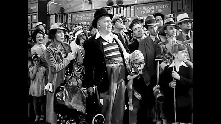 فیلم تعطیلات بانکی (Bank Holiday 1938)