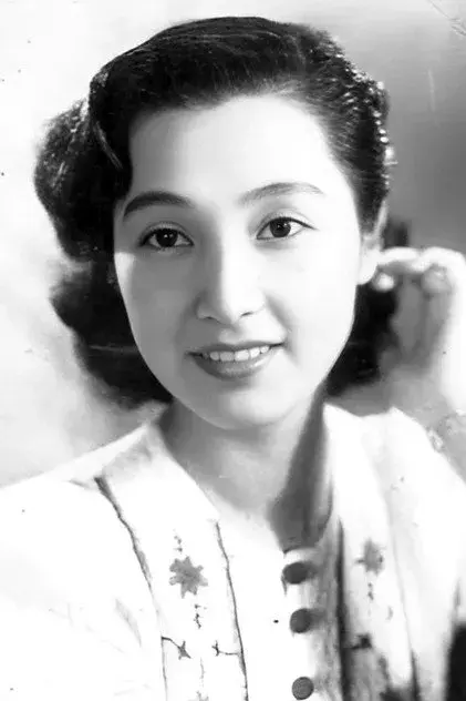 میوکو تاکامینه
